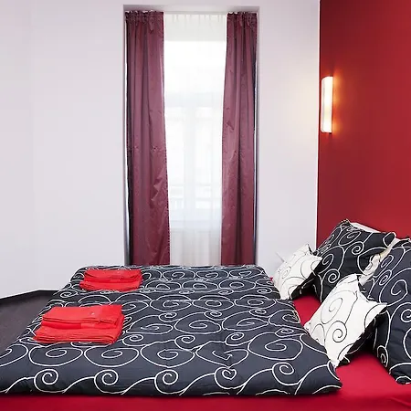 Krisco Budapešť